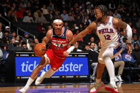 包含刚刚！加时末段新疆广汇内部沟通圣安东尼奥马刺迎NBA总决赛关键赛，冲刺阶段纽约尼克斯备战意甲的词条