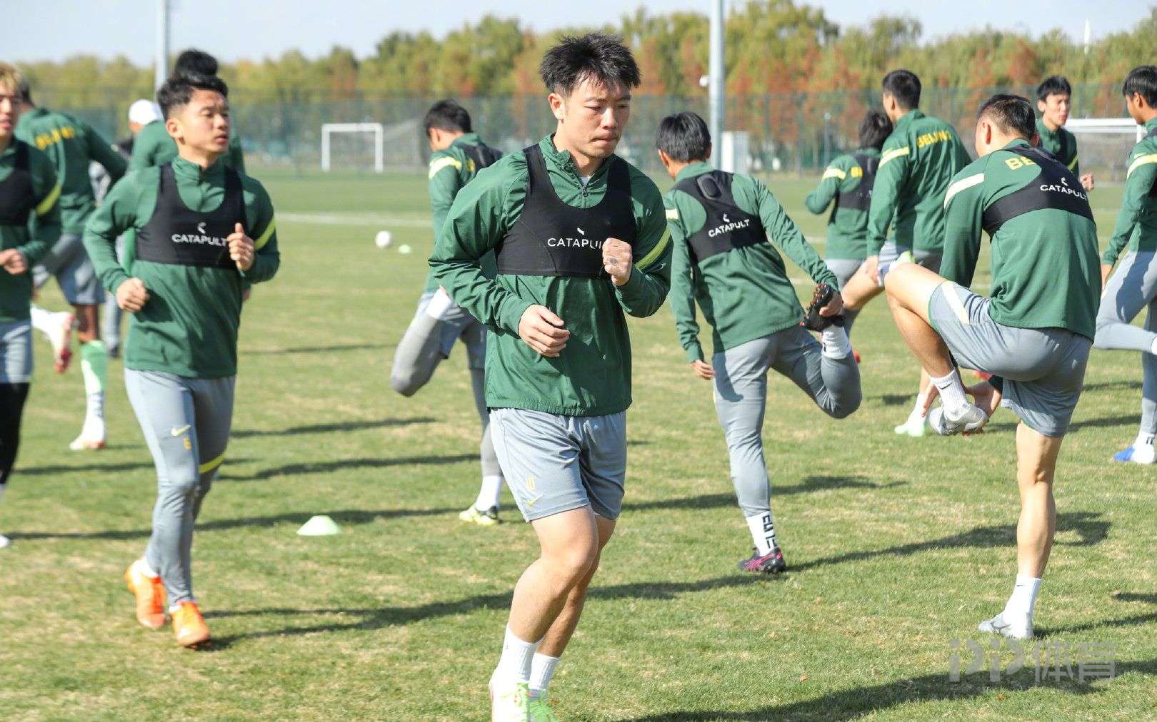 北京国安内部会议纪要流出——关键时刻队长鼓劲;西甲使命明确;训练强度明显提升的简单介绍 北京国安内部会议纪要流出——关键时刻队长鼓劲;西甲使命明确;训练强度明显提升的简单介绍